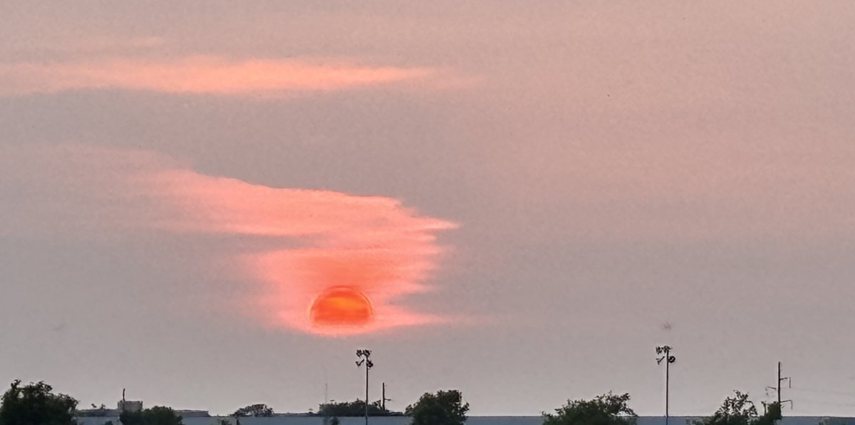 tinker_charles's tweet photo. June 24th, 2026 Sunset Norman Oklahoma https://t.co/mqGEKtjeRm