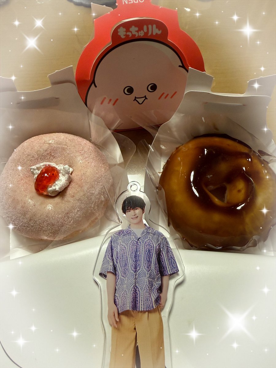 mtr_w_a's tweet photo. 母がまっちゅりんしてくれたので、もっちゅりん食べられました！
初めて食べた〜！イチゴのが好きかなあ〜🍓！ https://t.co/iXWEf64lbJ