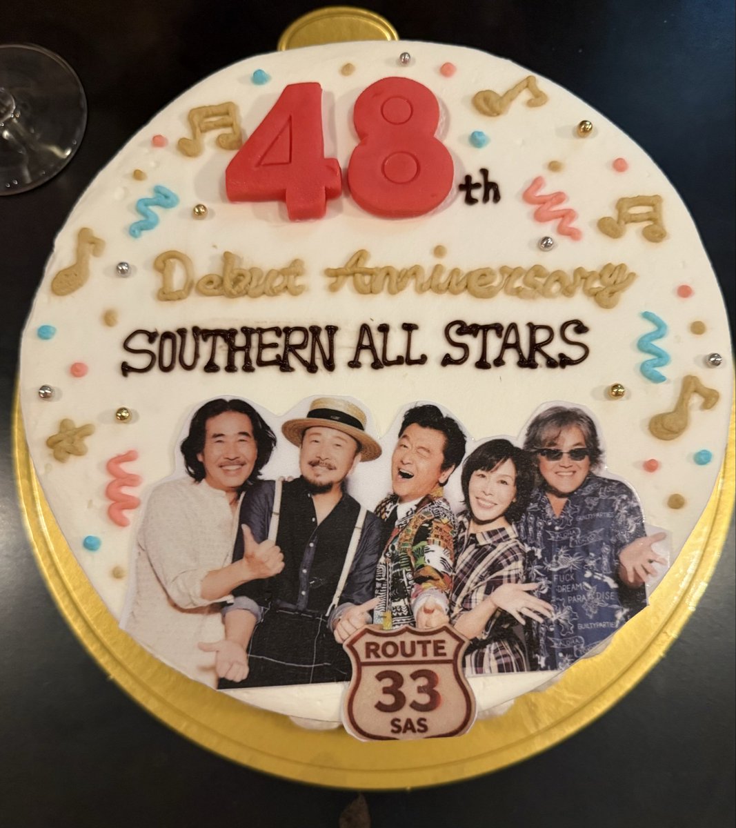 5050master's tweet photo. おめでとうございます㊗️
 #サザンオールスターズ
 #デビュー48周年
 #桑んぱーい https://t.co/7LVOUwr3x2