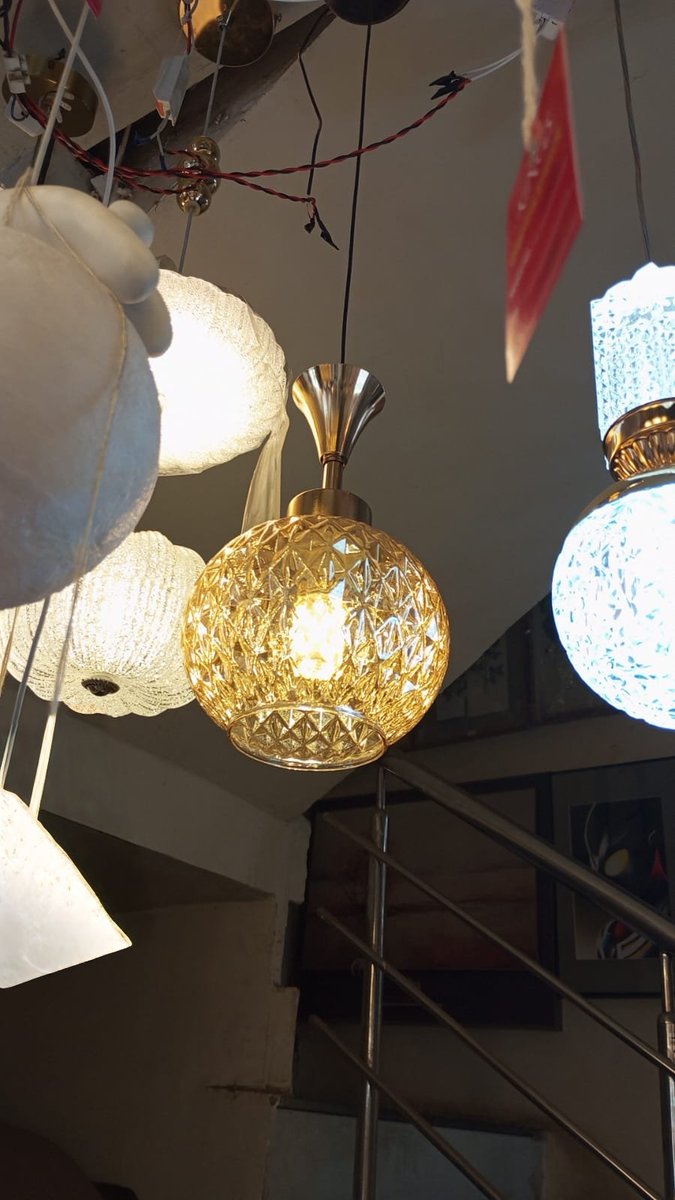 Bindaskanya85's tweet photo. Let's see your photo of lights/lamps.✨ https://t.co/zf7S1eWVwX