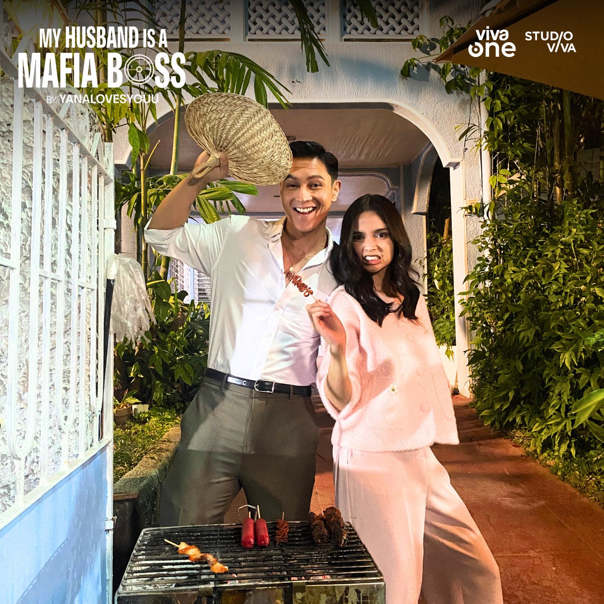 StudioVivaPH's tweet photo. BBQ with BB. 💖

Don't miss the episode 12 of MY HUSBAND IS A MAFIA BOSS streaming this Saturday, 12MN only on Viva One https://t.co/EugQturEmd

#MyHusbandIsAMafiaBoss
#MHIAMBHappyFathersDay
#JosephMarco
#RhenEscaño
#StudioViva https://t.co/Ey6pJS5wch