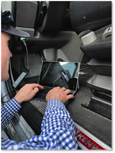 CARBTruckStop's tweet photo. Ensure your vehicle’s test counts towards #CleanTruckCheck compliance.  One wrong character can be the difference.  
Vehicle owners: double check your VIN. 
https://t.co/uvyX0ffeCf https://t.co/AAEpzjFo5n
