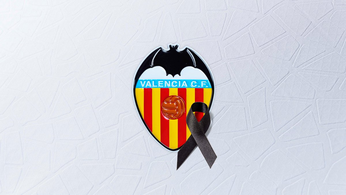 valenciacf's tweet photo. El Valencia CF quiere transmitir sus más sentidas condolencias a los familiares de los fallecidos en los devastadores terremotos acontecidos en Venezuela. 

Mucha fuerza y todo nuestro apoyo a los heridos y al pueblo venezolano. https://t.co/ArdcVftAjU