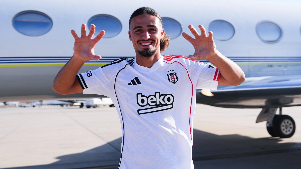 Jornada010's tweet photo. Taylan Bulut, Augsburg ile prensipte anlaştı.

Beşiktaş Kulübü’nün kararı bekleniyor. 
 (@Muratozen1903 ) https://t.co/suBWr7S1Fe