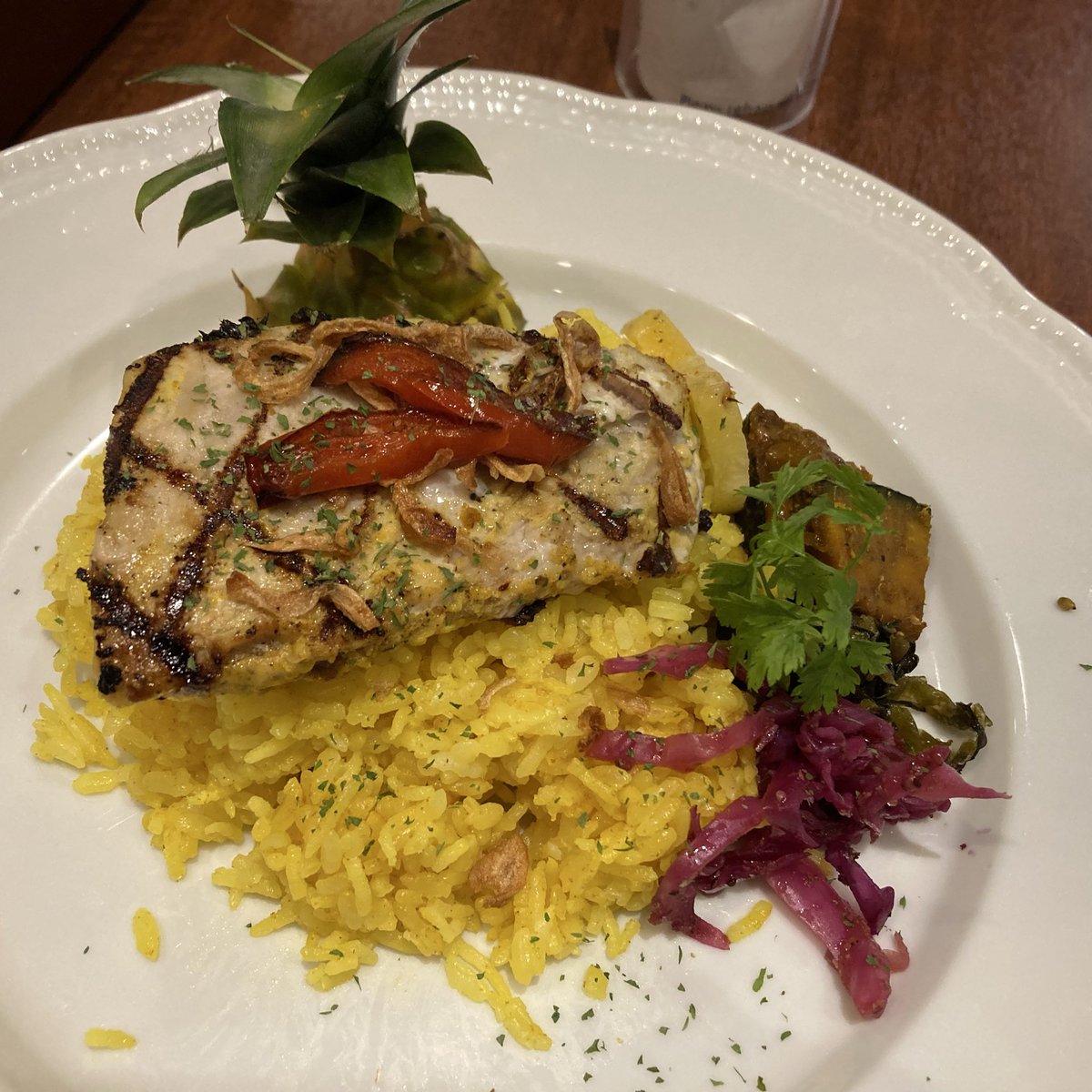 kitamoo_wolf's tweet photo. 今日はちと贅沢したかったのでロイホで晩御飯🍛メカジキグリルの南国風ココナッツカレーとビシソワーズ🥔ビシソワーズうめー！！カレーも美味しかった😋 https://t.co/yRKNtf1xF5