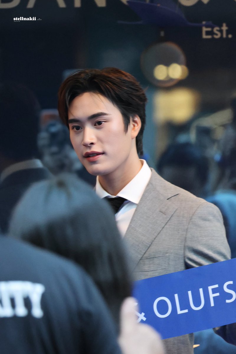 Geminint_family's tweet photo. หล่อลุคคุณชายมากกก 🙂‍↕️✅

GEMINI BANG OLUFSEN SG OPENING
#BangOlufsenxGEMINI 
#BangOlufsenSingapore https://t.co/1V8zhzd6yK