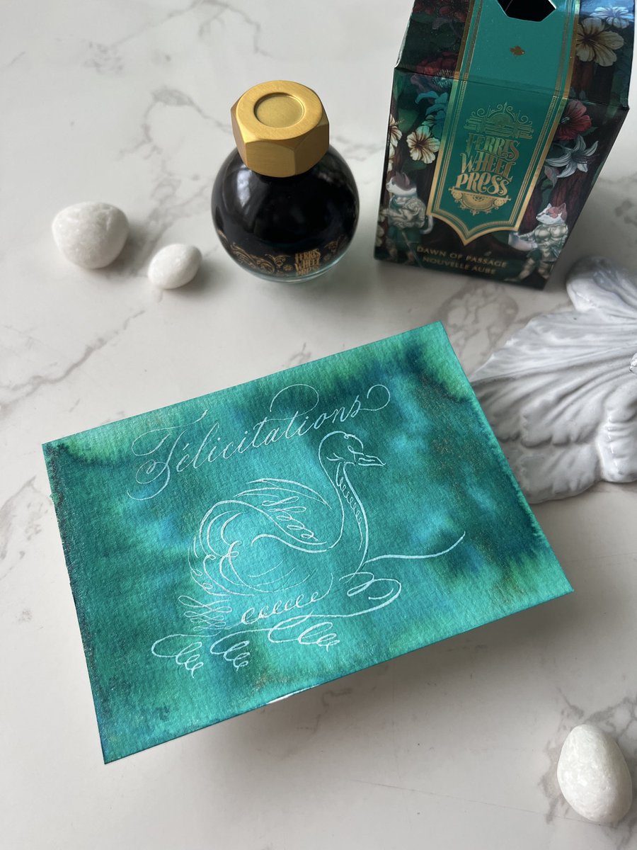 Chiecalligraphy's tweet photo. "DAWN OF PASSAGE"
THE BOOK OF KNIGHTS 2 0 2 6 COLLECTION
@FWPStationeryJP 
@FWPStationery 

なんて美しいインク🖋️💓 https://t.co/hW7DdCHMof