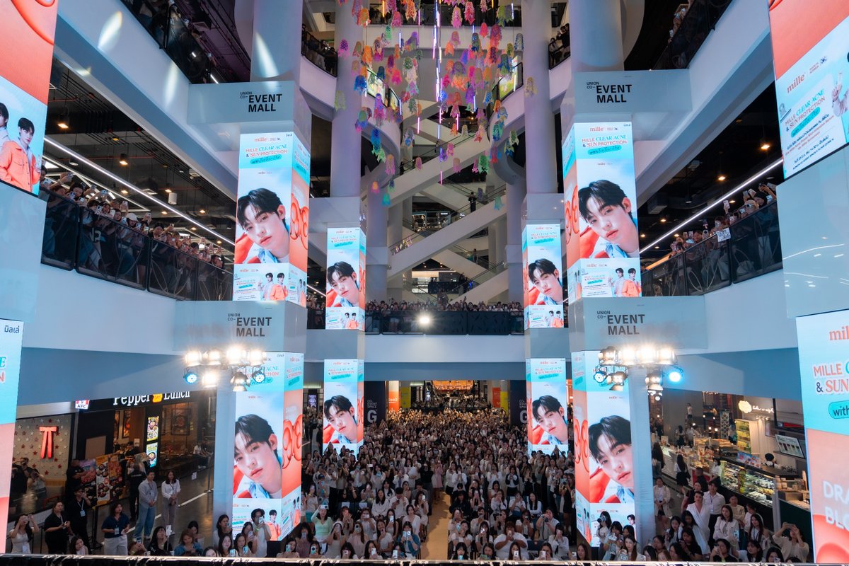 millebeaute_th's tweet photo. 📸 Recap บรรยากาศงาน Mille Clear Acne & Sun Protection with TeeTee-Por 💖 เมื่อวันที่ 23 มิ.ย. 69 ที่ผ่านมา

เต็มไปด้วยรอยยิ้ม ความสุข และโมเมนต์สุดพิเศษตลอดทั้งงาน 🥰✨
ขอบคุณ “ตี๋ตี๋-ป๋อ” ที่มาร่วมสร้างความทรงจำดีๆ และมอบความสุขให้กับผู้โชคดีและแฟนๆ ทุกท่าน @twnpich @porsuppakarn 

ขอบคุณทุกการซัพพอร์ตและความรักที่มอบให้มิลเล่เสมอ 💕
แล้วพบกันใหม่ในกิจกรรมครั้งหน้านะคะ

คลิกชมภาพบรรยากาศแบบจัดเต็มได้ที่ Facebook : Mille Thailand >> https://t.co/wSnNuK341w

#MilleacneandsunxTeeTeePor #MilleBeaute #มิลเล่ #MillexTeeTeePor #teeteepor #twnpich #porsuppakarn