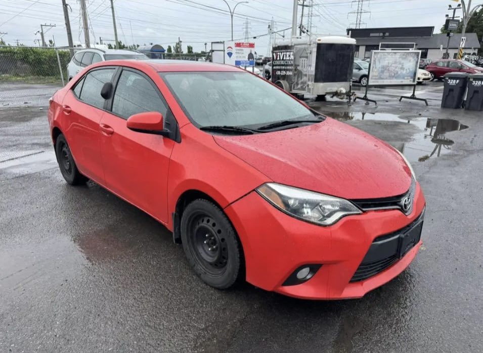 _owula's tweet photo. 2016 Toyota Corolla s
Clean title 
Sunroof 
155k miles 

88k cedis including shipping https://t.co/LbbrB5QjzK