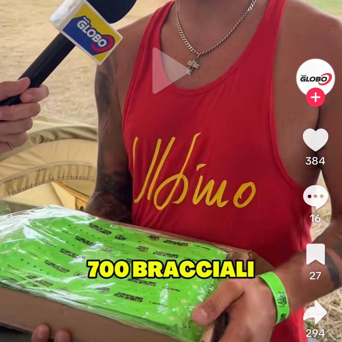 annathelastt's tweet photo. addirittura ha fatto fare i bracciali per numerare la gente pagati pure la bellezza di 350€ https://t.co/2M6xAO2bKh
