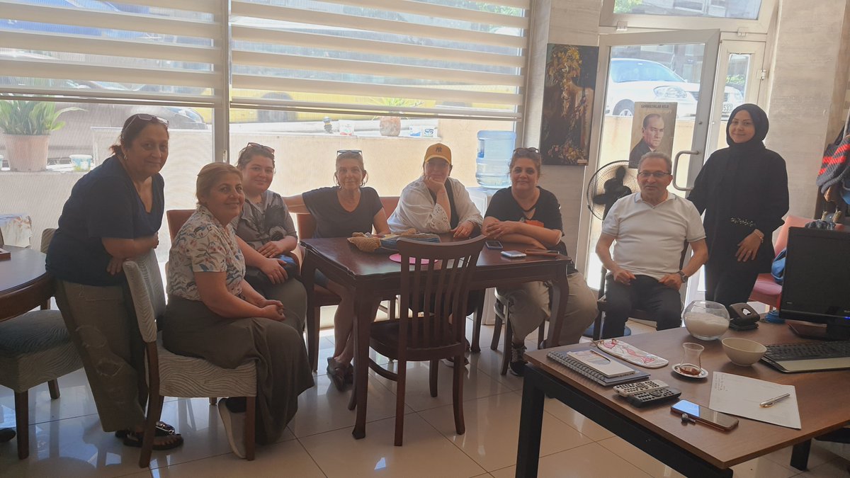 NKongur's tweet photo. 💠ÖZELHABER 
📌KEDKOOP Kadın Emeğini Değerlendirme Kooperatifi toplantısına katıldım. Yaz çalışmaları üzerine fikir alışverişinde bulunduk. 

HABER👇
https://t.co/wRGu5hN3HH 

#SonDakika https://t.co/6utX0zfBEP