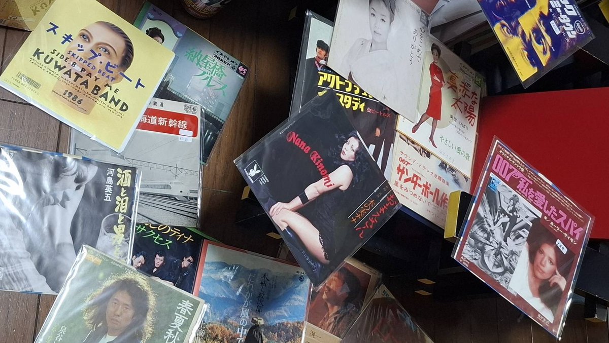 5ghostbusters5's tweet photo. 刈谷市です
これら16枚でジャスト千円
あ〜教えたくない〜
でも知りたい人には教えたい〜
今は聴いています https://t.co/MtBH54ZqOZ