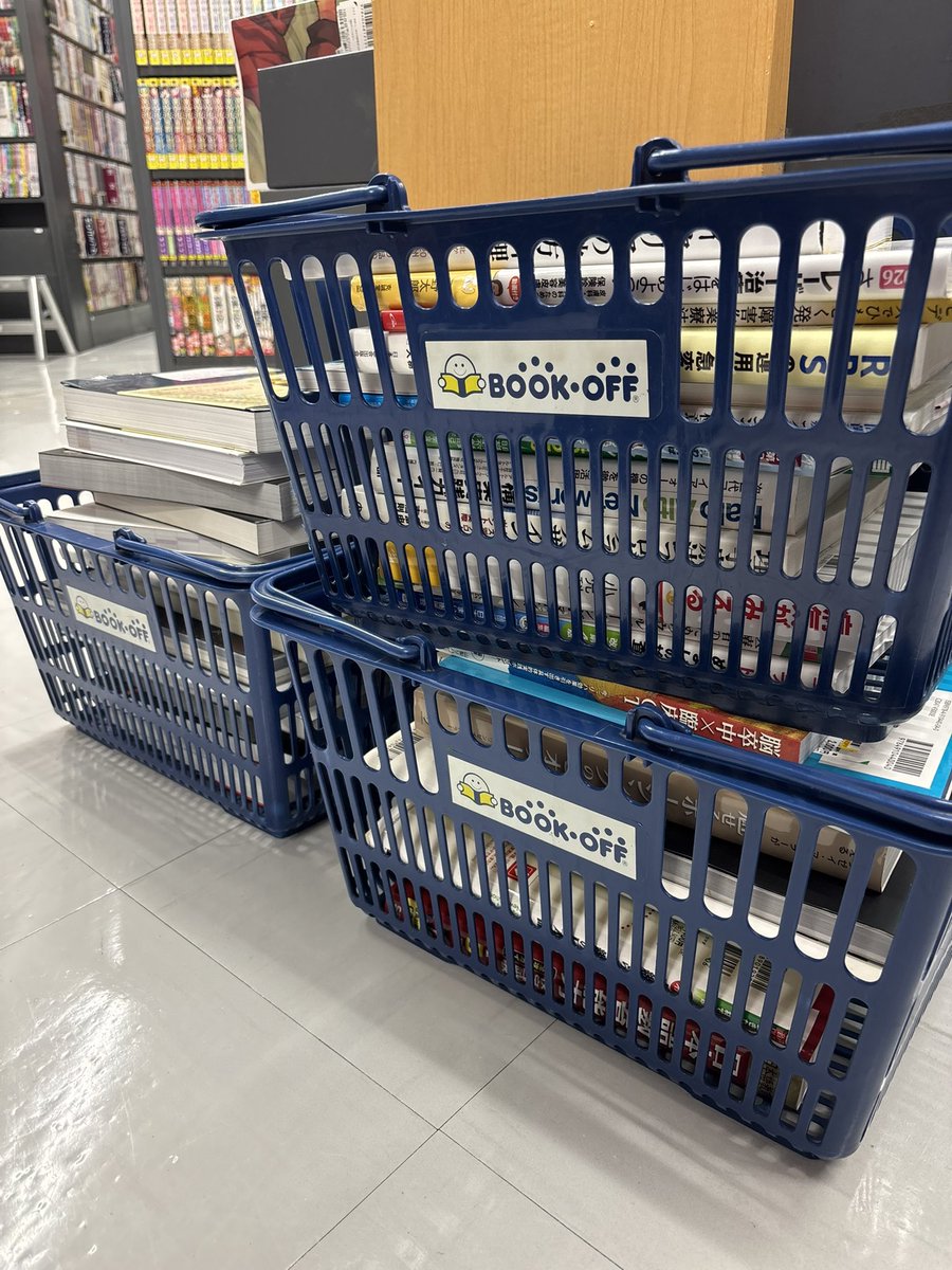 onbaptger's tweet photo. 高単価の半額祭📚
ワッショイ🙌 https://t.co/AAhEJzJFV9