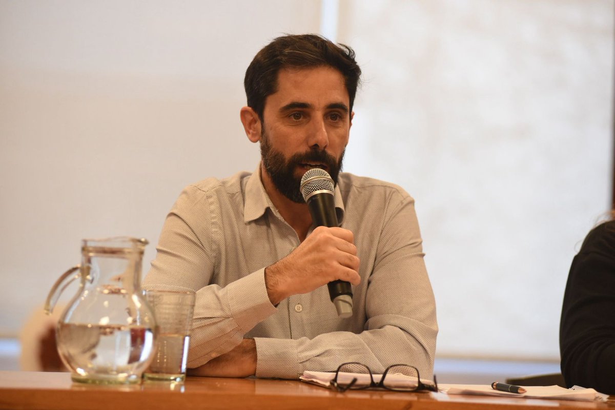 CICOP_ok's tweet photo. 📢 Con una amplia agenda de trabajo, se reunió este miércoles el Consejo Directivo Provincial de #CICOP y reclamó la inmediata reapertura de las negociaciones #paritarias para los profesionales de la #salud pública bonaerense.
Nota: https://t.co/PoDDK98jw5 https://t.co/jmi34kWQfM