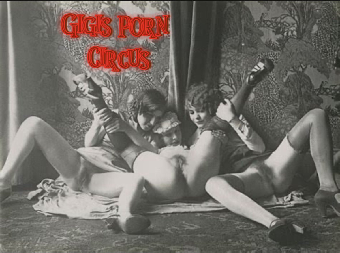 GiGisPornCircus's tweet photo. A little help from her friends!🤡 #lesbian #gay #prostitute #vintagelingerie #lingerie #hair #oldphoto #girlongirl #ff #horny #grandpa #lgtbq https://t.co/FJvmRtE8mp