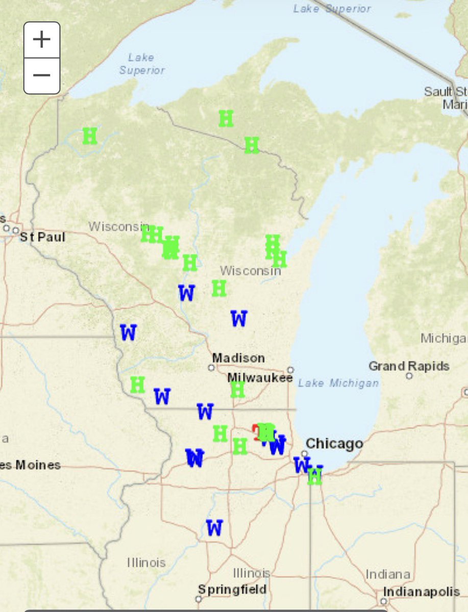MananMathur21's tweet photo. Well that worked out well, mainly hail north and mixed wind/hail in S WI/N IL. We also managed to get a tornado report and there were couple cells which spinned yesterday. https://t.co/LVrrwEnmhg