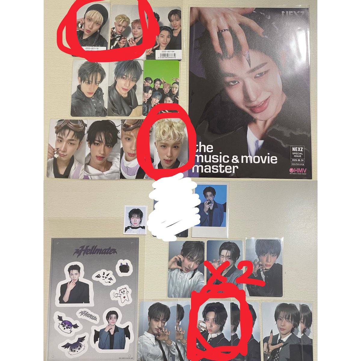 yu___rtm's tweet photo. @jBbokAk1_skz 初めまして、検索より失礼いたします🙇🏻‍♀️
画像赤丸同士、5:5での交換は可能でしょうか？
ご検討よろしくお願いいたします🥲 https://t.co/k5IgH48QKO