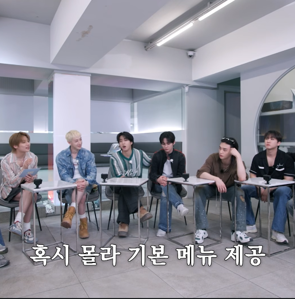 10nicebam23's tweet photo. ㅋㅋㅋㅋㅋㅋㅋㅋㅋㅋㅋㅋㅋㅋㅋㅋㅋㅋ
가게 찾아가는 게임인데 길 못찾아서 굶을까봐 밥 제공 아 https://t.co/CPCSHpgeyw