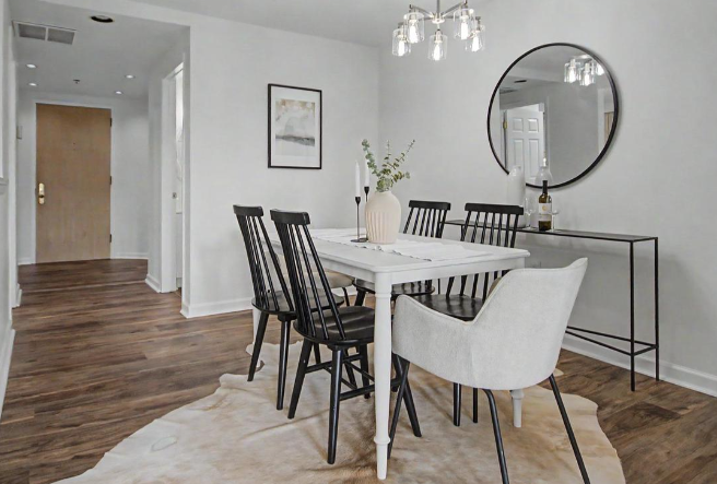 sellannapolis's tweet photo. Welcome to 930 Astern Way -- a completely renovated spacious 1-bedroom, 1½-bath condominium located in the sought-after 55+ community of Heritage Harbour! 
📲  Call Academy Realty, Inc. today for your private tour! (410) 263-9105. https://t.co/I20IXCRERG