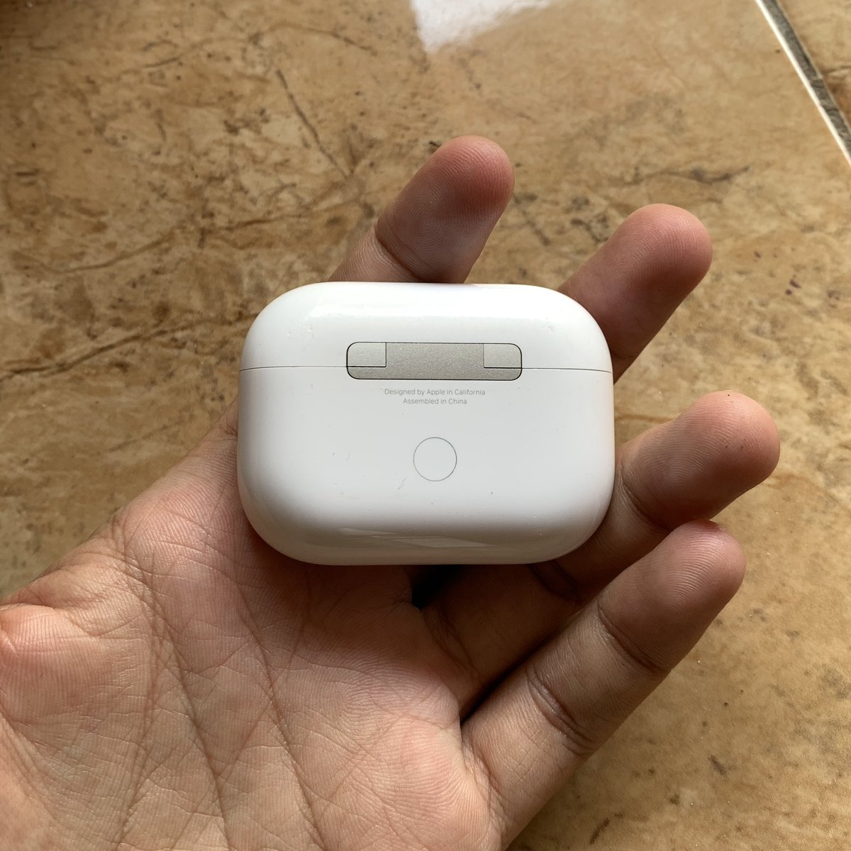 ujayy_'s tweet photo. #wts satset

Airpods Pro 2nd Gen. iBox

Fungsi dan fitur work 100%. No minus.
Full set box original dan printilan2nya 
Kondisi kek di foto yaa

Price: 1.7 (nego hayokk)
Bisa COD Bogor kota dan jalur KRL https://t.co/jgX51f0dmJ