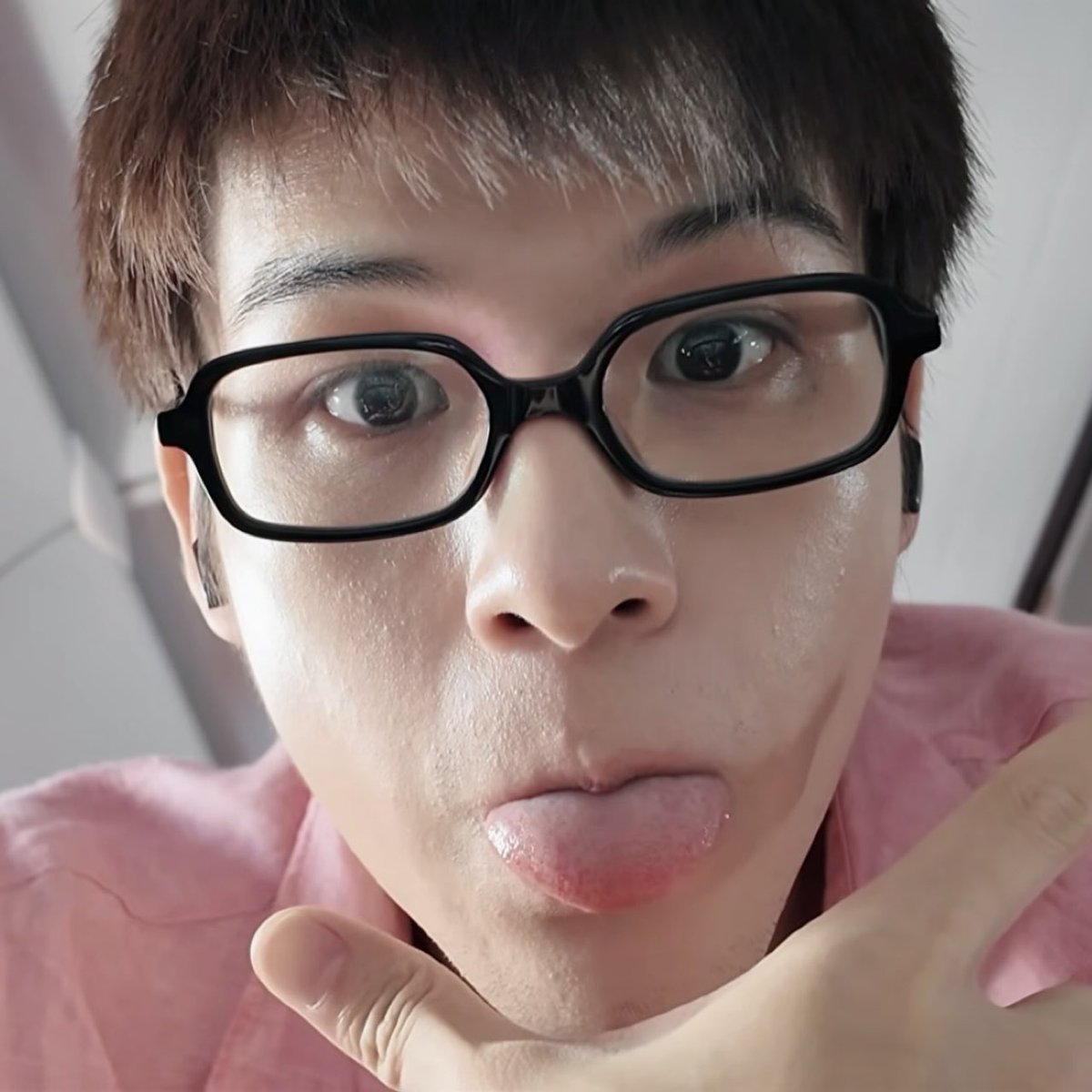 smilemycute's tweet photo. แบร่ 🐶 https://t.co/9ilo7YI1s1