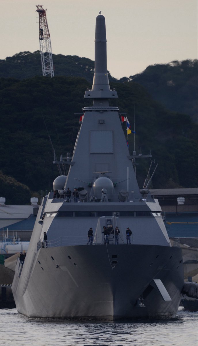 d50140123266's tweet photo. 護衛艦仁淀と野鳥
#護衛艦によど
#護衛艦
#FFM7
#FFM
#によど https://t.co/IRAjgkbkv2