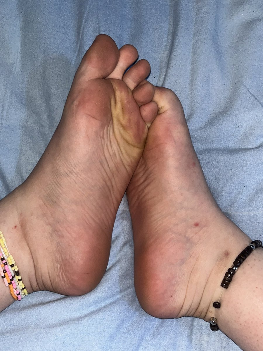 sbiribilo's tweet photo. No fake nails or bots 😜 rate from 1/10?
#feet #feetfetısh https://t.co/z0e2jzAmxb