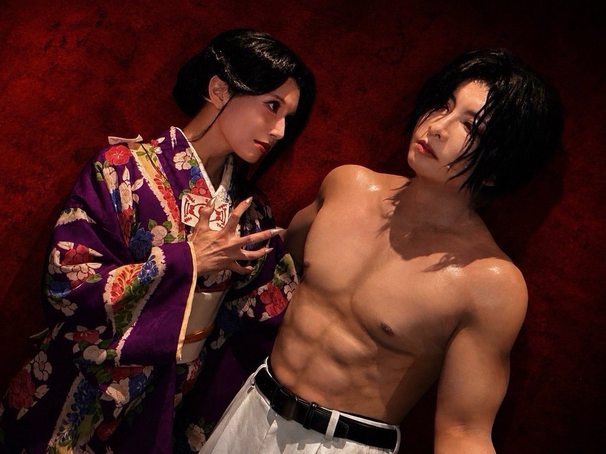 yoshihidesasaki's tweet photo. #舞台鬼滅の刃 公演11日目
ご来場ありがとうございました！

珠世役の美海と。
6年前に話してた夢が叶いました！

そして本日の夜公演にて、
舞台「鬼滅の刃」出演100公演目を達成しました！
明日の101公演目からも、繋いでいきます！

#鬼滅の刃 https://t.co/XFNFzsV2Pn