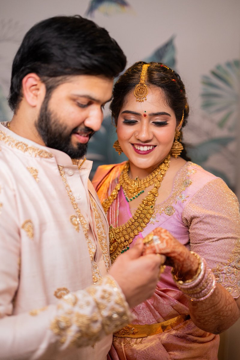35mmArts's tweet photo. Elegant engagement inspiration filled with love, luxury, and timeless moments. 💍
📸 Captured by: 35mmArts Photography, Vizag
📷 Nikon Z Series 
🌐 https://t.co/7aBivcqbAu
📞 +91 9888362222 | +91 9966312342
#EngagementPhotography #Engagement #IndianEngagement #Wedding https://t.co/kEciLwyJcH