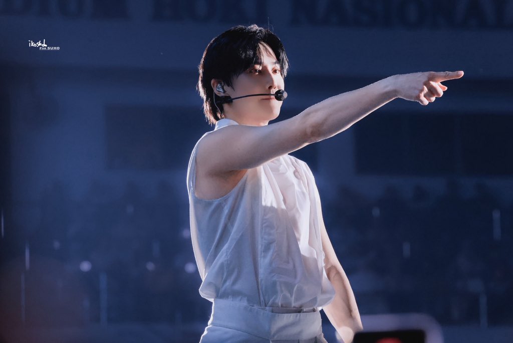 ikoshdo_522's tweet photo. 260620 Kuala Lumpur EXhOrizon
#SUHO #수호 #준면 #スホ #EXO https://t.co/7BeF0czs3X