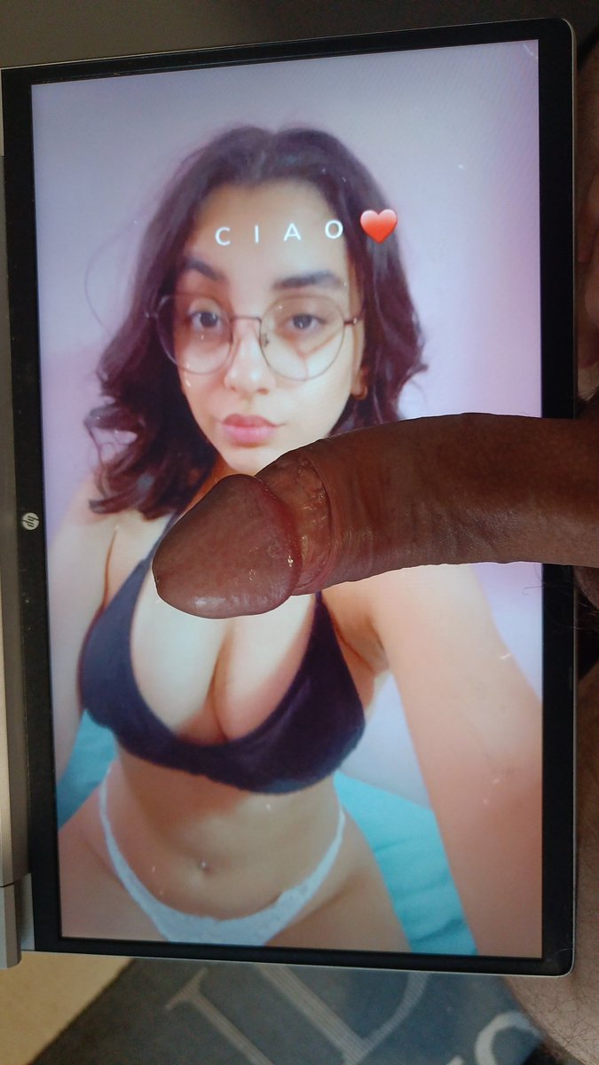 futarakacum's tweet photo. @cuckmasterr hot gf needed a cock 🤤 https://t.co/TySM1pWyw1