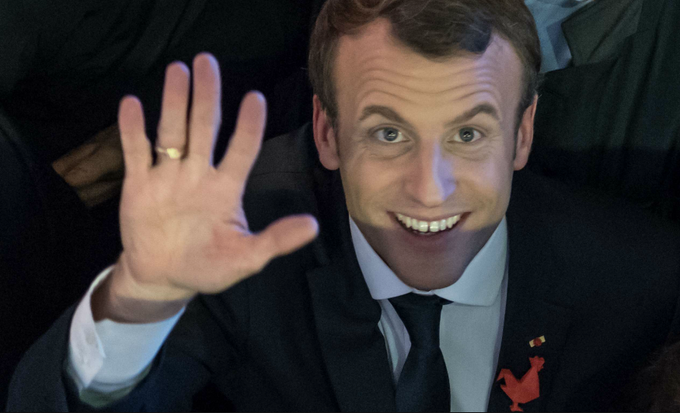 _Direct_News's tweet photo. 🇫🇷 La dette française atteint un niveau historique,
3536 milliards d'euros au 1er trimestre 2026, soit 117,5 % du PIB, a annoncé l'INSEE ce jeudi 25 juin. Un seuil jamais atteint dans l'histoire du pays. ‼️ | VA

Merci qui ? 🤨