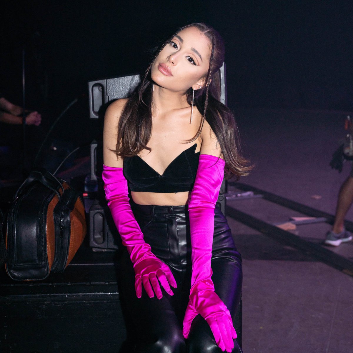 dandelionzonex's tweet photo. 💕🖤💕 https://t.co/MmmriuV8Wb