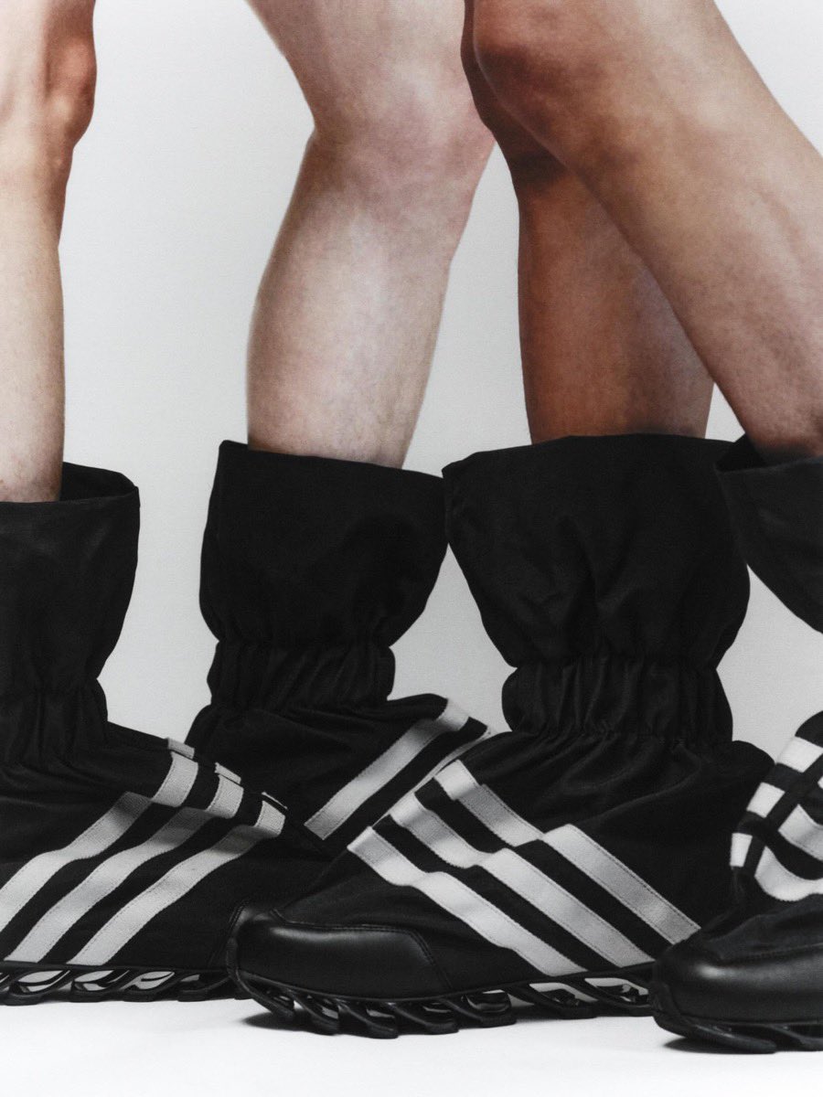 uptod4te's tweet photo. adidas x Rick Owens 27SS Collection が公式発表 【 アディダス リックオウエンス 】
https://t.co/KQKS1MfWH1 https://t.co/1awglMhGsf