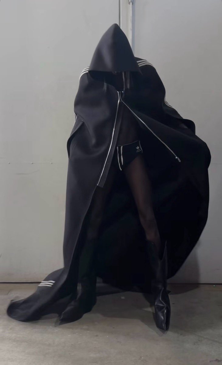 uptod4te's tweet photo. adidas x Rick Owens 27SS Collection が公式発表 【 アディダス リックオウエンス 】
https://t.co/KQKS1MfWH1 https://t.co/1awglMhGsf