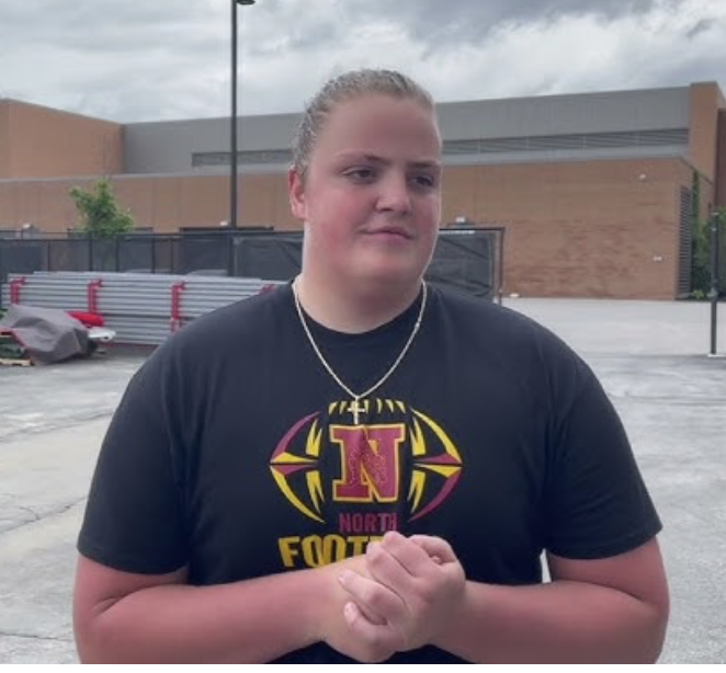 benpbandjamin's tweet photo. @OhioStateFB Can someone check what they are feeding Jake Cook? He looks huge! https://t.co/ds1UQcGdqa