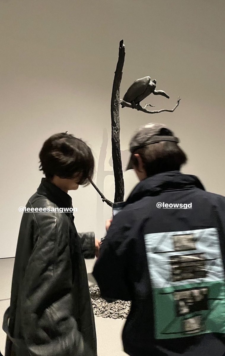 readytolee's tweet photo. 그니까 난 저 사이에 끼고싶은게 아니라 멀찌감치 떨어져서 지켜보고싶음(순수관음)

제3자 되고 싶음(아님) 되고 싶음(아님) 씨발.... https://t.co/ipm7uqusHT