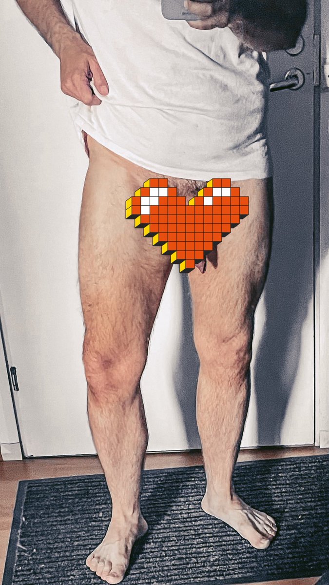 BulgeZaddy's tweet photo. Who else is horny? https://t.co/UJoJNMWzsW