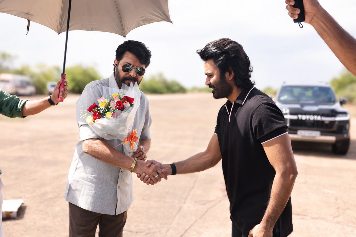 Sathish_odfc's tweet photo. D and mammukka😍🧨💥

OM https://t.co/KilPz8OiXU
