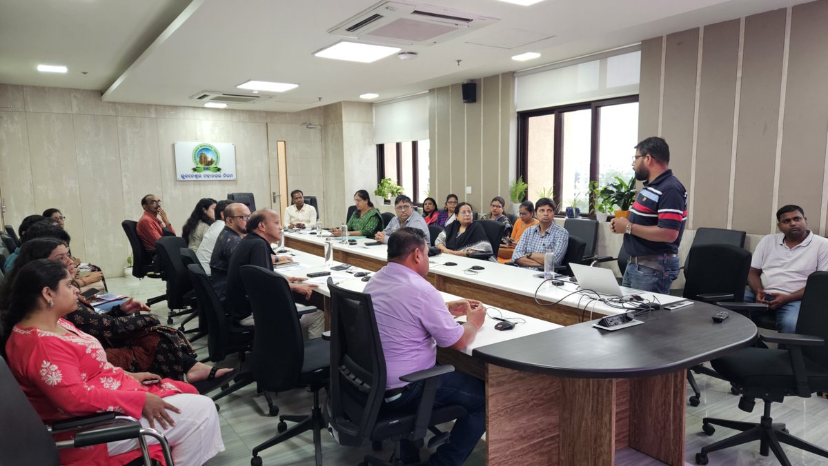 bmcbbsr's tweet photo. The City Level Task Force on Immunization and 2nd City Coordination Committee meeting was held today at BMC under the chairmanship of the Additional Commissioner. The meeting primarily focused on strengthening interdepartmental coordination to improve key health interventions, including IPPI, HPV vaccination, maternal health, family planning, and routine immunization.

Officials from BMC and the CDM&PHO, Khordha, along with representatives from the Education Department, ICDS, DPMU, CPMU, PSI India, and JSI, actively participated in the discussion. Strategic pathways were explored to further enhance coordination, improve service delivery, and expand the impact of these critical health initiatives.
#PublicHealth #PSIIndia #HPVVaccination #HealthForAll #SwachhBhubaneswar #Bhubaneswar