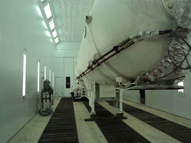 emyvec's tweet photo. Aplicaciones en Industria: Fabricante de Cisternas y Tanques. 
Cabinas-horno presurizadas para el pintado de tanques y cisternas de grandes volúmenes.
Ver más en https://t.co/aSxWH5PLR9
.
.
#aplicaciones #cabinasindustriales #cisternas #tanques #pintado https://t.co/P87LJRvTN2