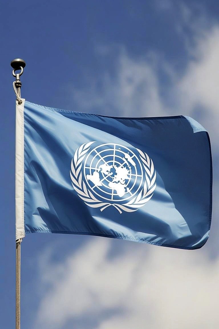 Eggieeee's tweet photo. In 2024 the world spent a record 2.7 trillion dollars on the millitary.

The United Nations says about 3.5 percent of that, spent every year, would be enough to end world hunger by 2030. 🪖 https://t.co/HoSNI6Twk6