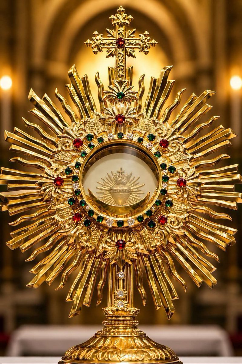 PaulOgbonnayaO1's tweet photo. Behold the Lamb of God . https://t.co/mr5kq3VEjx