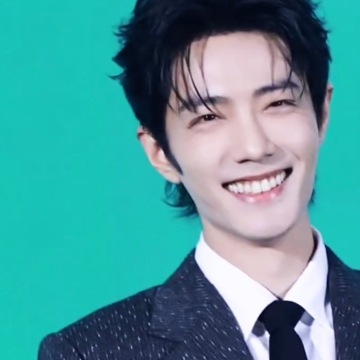 ybaizhan's tweet photo. wei wuxian                              xiao zhan https://t.co/9W4v5wtOaI