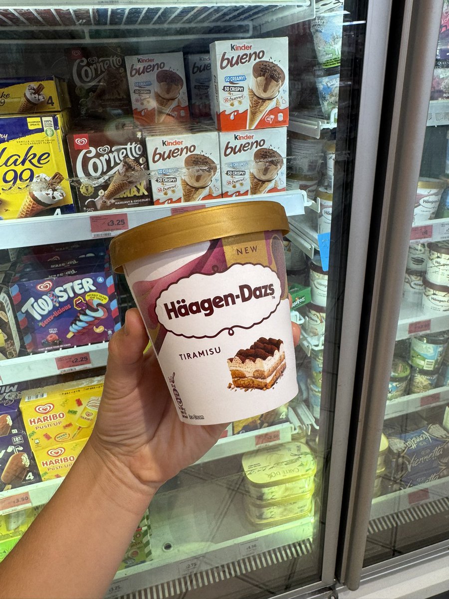 GreatBritFoods's tweet photo. New Häagen-Dazs Tiramisu https://t.co/rvaLHxVwcV