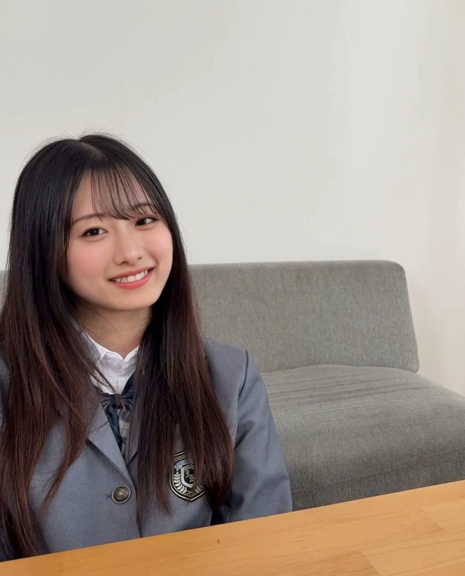 lapakusuma123's tweet photo. 髪型変えたら鬼バズりした子

確かに可愛いすぎるし、動画やばかった https://t.co/HU1wit7Ecp