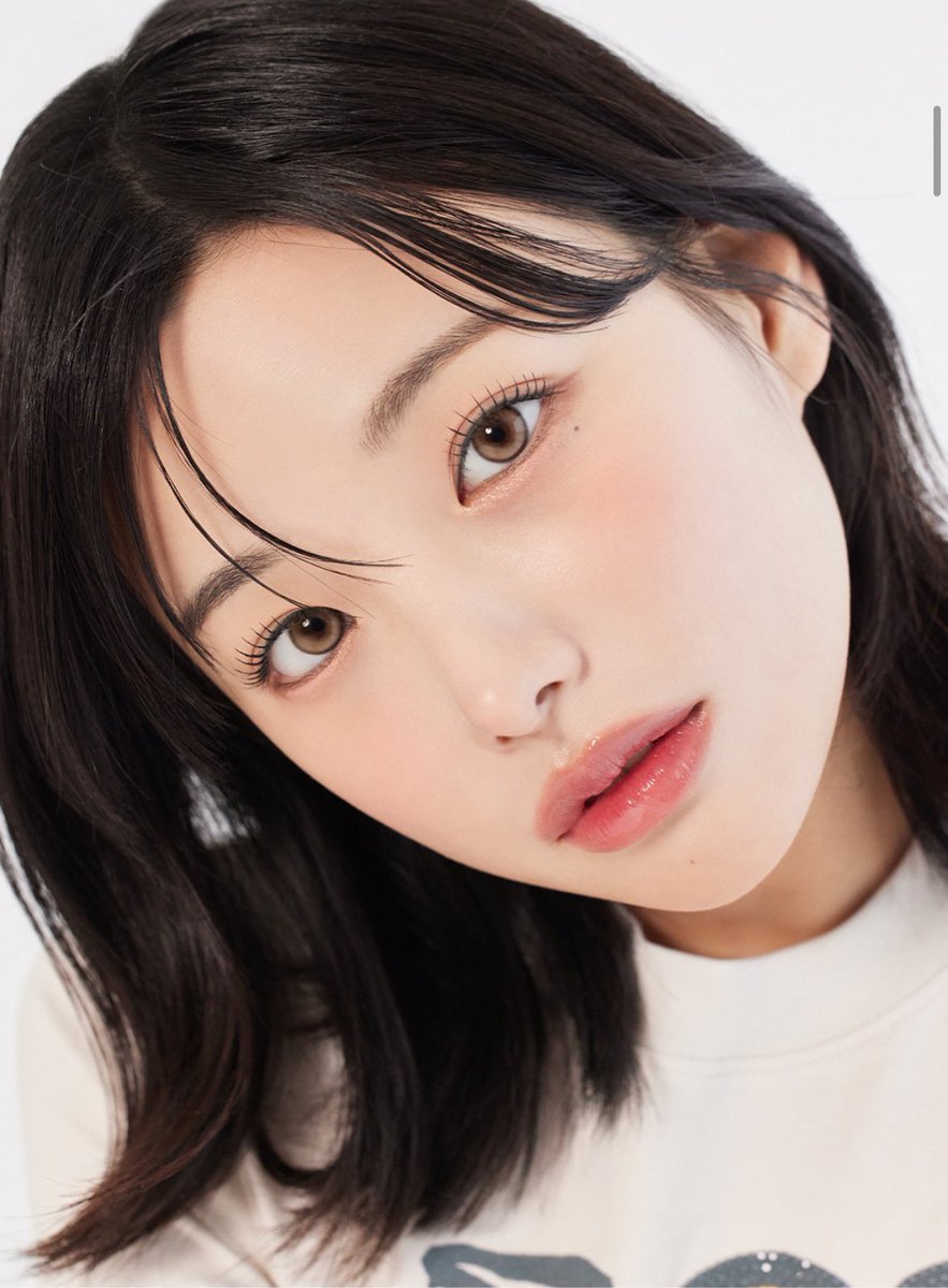 aaaaaple_'s tweet photo. #렌즈장터 #렌즈벼룩 #코덕벼룩 #코덕장터
하파크리스틴 슈거하이 크리스틴 베이지 무도수 한달용 판매 양도

한달용이며 당연히 미개봉 새상품이고
직경은 13.0 무도수 1팩(2p)입니다 
1.7에 판매합니다 디엠 주세요!

일택 +0.38 / 반택,끼택 +0.2 https://t.co/vcnsvNOa9c