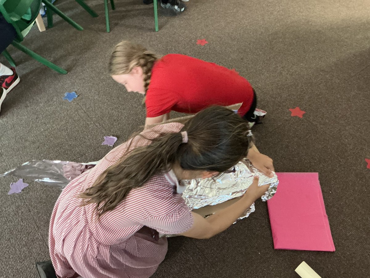 beechtreeGSP's tweet photo. In Science, we tested soundproofing. We played music in a box that was wrapped with different materials and scored them #greatsankeyscience https://t.co/p9KQn8pjWW
