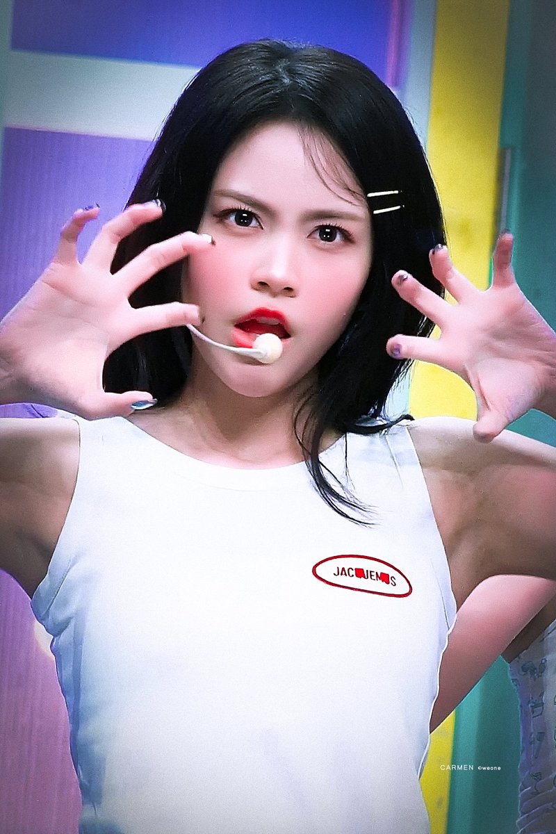 Weone22's tweet photo. 😾🫶
#CARMEN #카르멘 https://t.co/8podo2vbS5