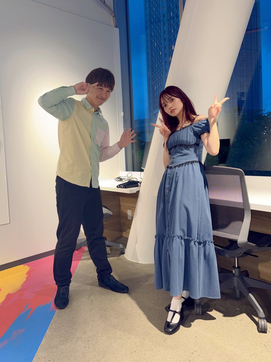 manamo0428_shin's tweet photo. そりゃご尊顔は好きだし、こちらのお召し物もめちゃ好きなんだけど、言語化出来なくてもどかしい🫠
でもめっちゃ好き…

肩なのかなぁ、いや全体的にバランス？雰囲気？が個人的に刺さりすぎてるような気がする💭

#manamogram 
#宮田愛萌 https://t.co/9nUWwJ0cxw